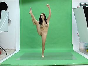 fat orbs Nicole on the green screen stretching